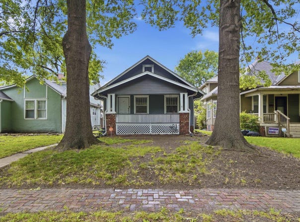 1237 SW MacVicar AVE, Topeka, KS 66604