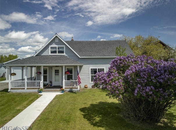 207 2nd Street E, Clyde Park, MT 59018