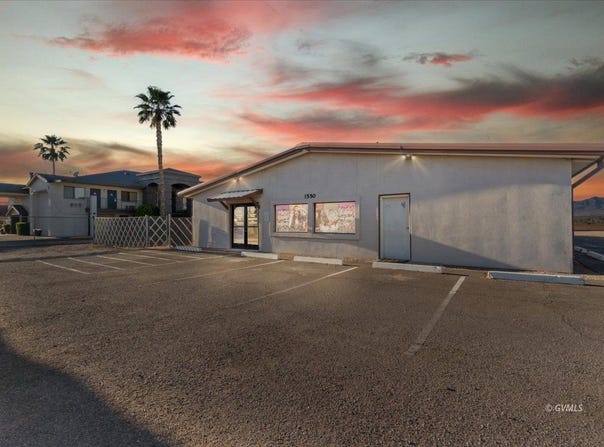 1550 W Thatcher Blvd, Safford, AZ 85546