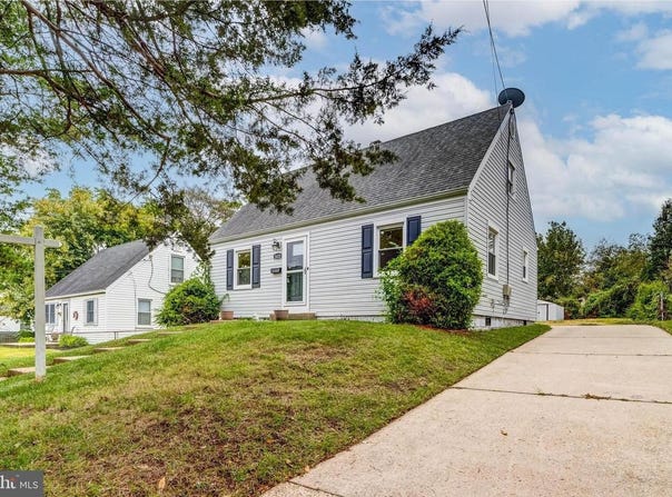 2425 FORT DR, ALEXANDRIA, VA 22303