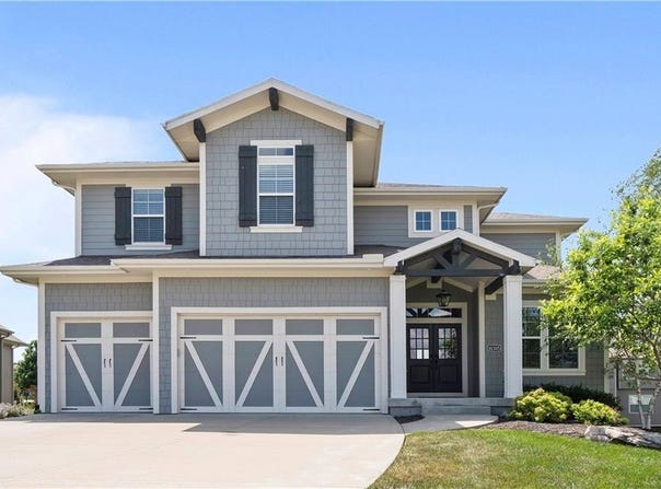 10305 W 170th Place, Overland Park, KS 66221