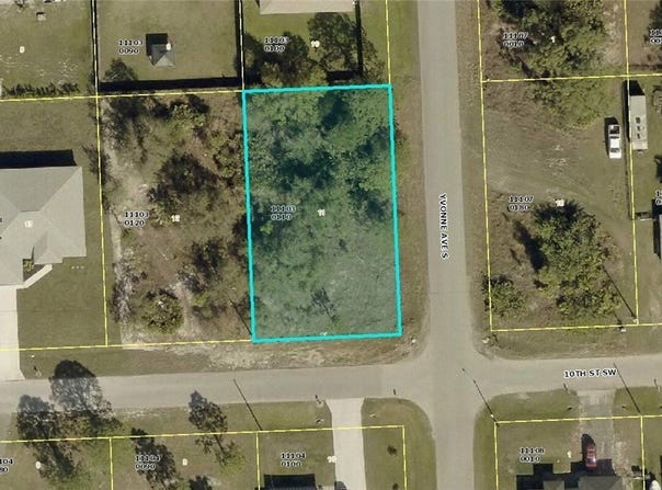 3800 10th Street SW, Lehigh Acres, FL 33976