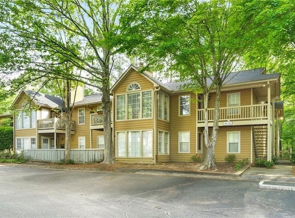 906 Country Park Drive SE, Smyrna, GA 30080