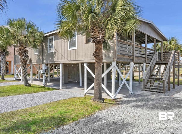120 W 3rd Avenue, Gulf Shores, AL 36542
