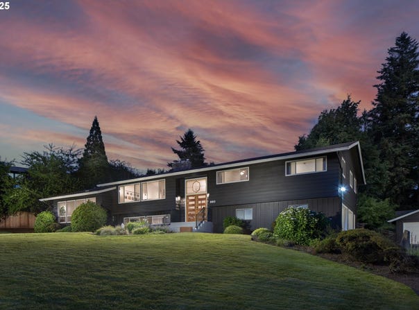 860 SKYLAND DR, Lake Oswego, OR 97034