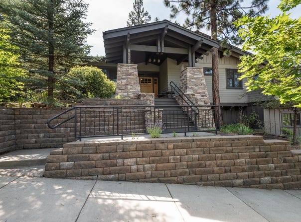 1525 NW Silas Place, Bend, OR 97703