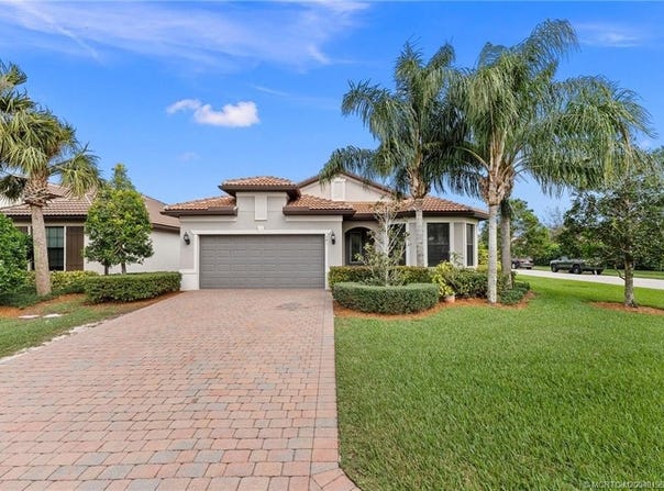 581 SE Monet Drive, Port St Lucie, FL 34984