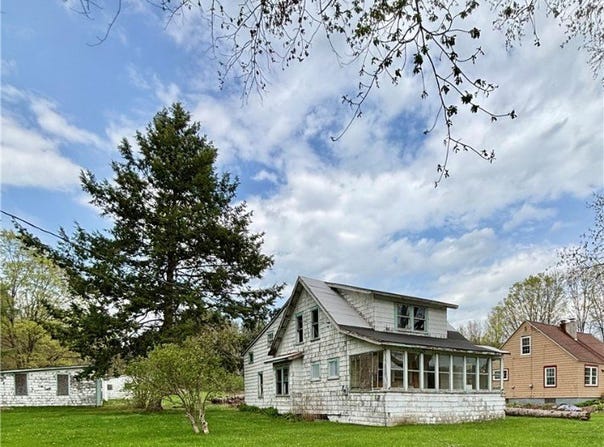 1464 Pennsylvania Avenue, Southport, NY 14871