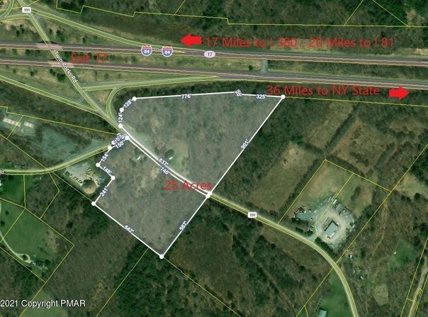 218 Twin Rocks Road, Sterling, PA 18463