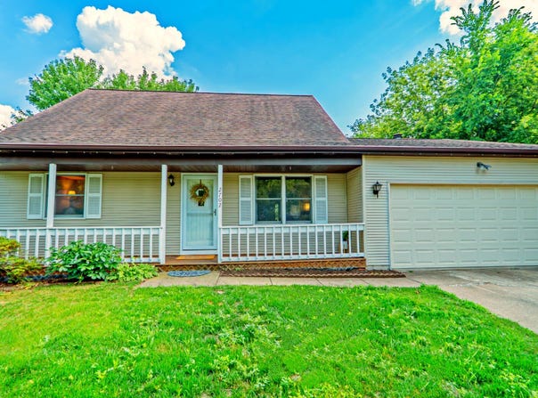 2702 Mccord Road, Valparaiso, IN 46383