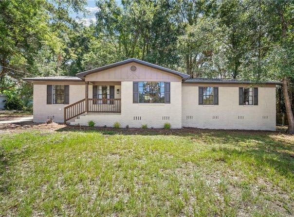 2813 Longleaf Drive, Mobile, AL 36693