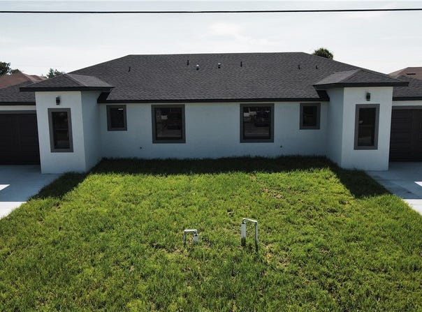 121/123 Ichabod Avenue, Lehigh Acres, FL 33973