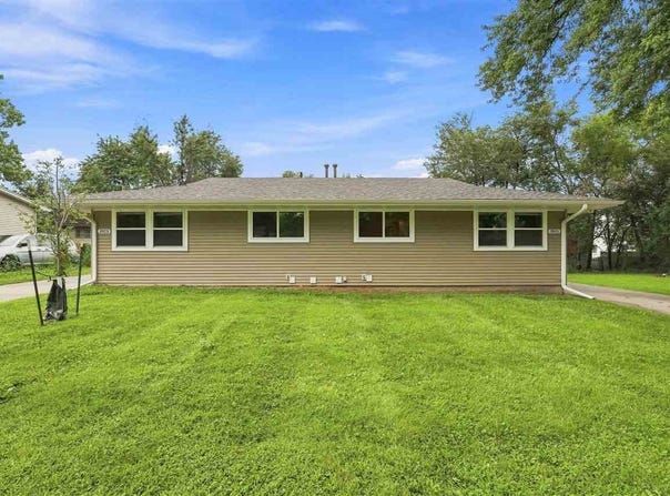 1911 Taylor Drive, IowaCity, IA 52240-9149
