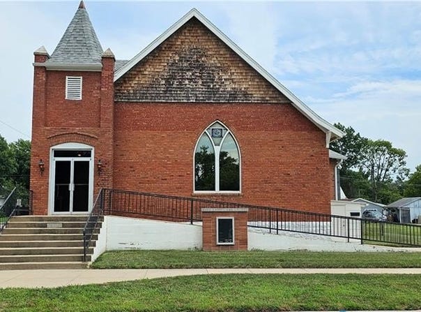 523 N Buckeye Street, Iola, KS 66749