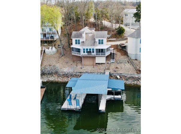 28 Ginger Point, Lake Ozark, MO 65049