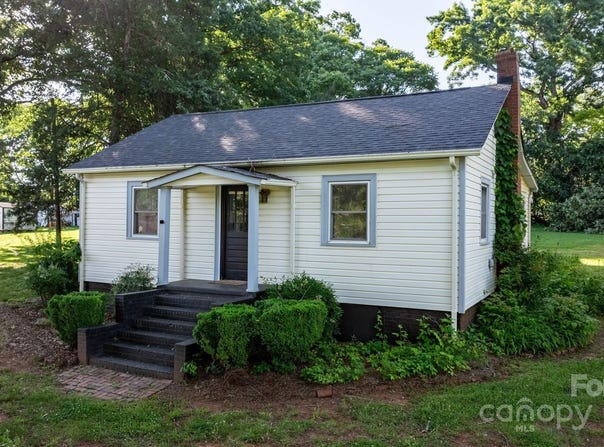 116 Barnes Lane, Stony Point, NC 28678