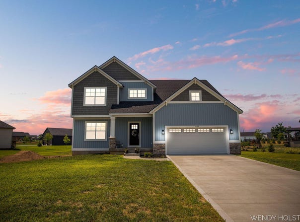 12713 Ridgedale Drive, Allendale, MI 49401