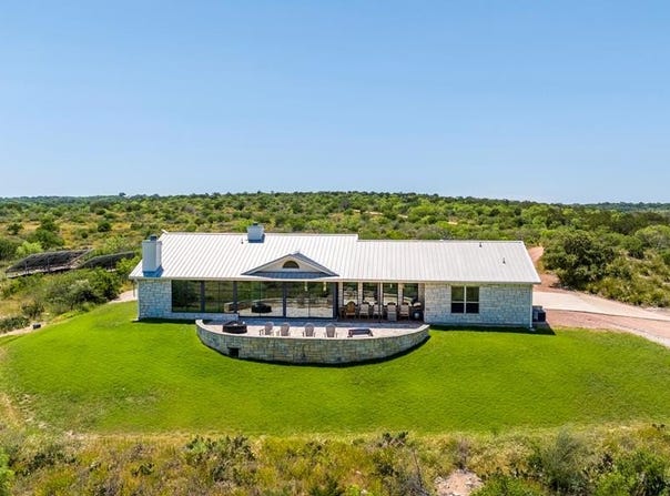 256 Persimmon Point, Mason, TX 76856