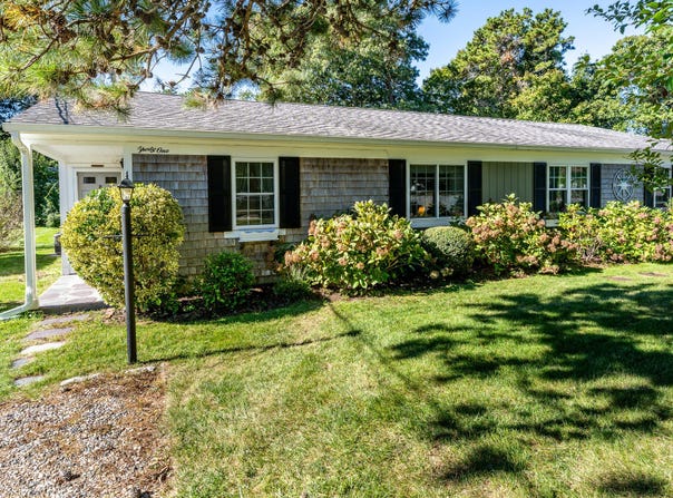 31 Katharyn Michael Road, Yarmouth Port, MA 02675