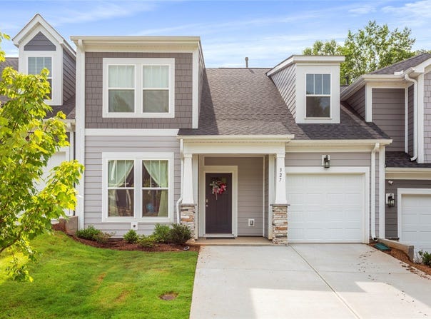 327 Grange Valley Lane, Central, SC 29630
