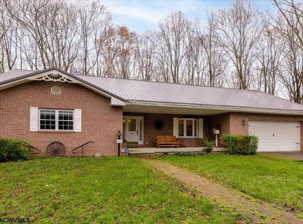 3431 Fairmont Road, Morgantown, WV 26501