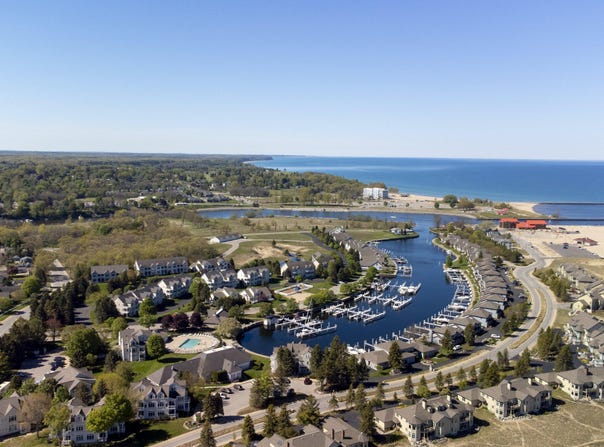 92 Marina Drive, Manistee, MI 49660