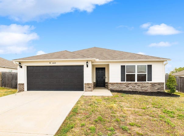 4448 Olympic Dr, Benton, AR 72019