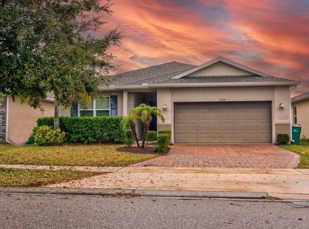 3194 BAYOU LANE, TAVARES, FL 32778