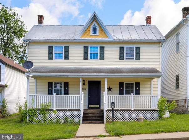 104 W HIGH STREET, HANCOCK, MD 21750