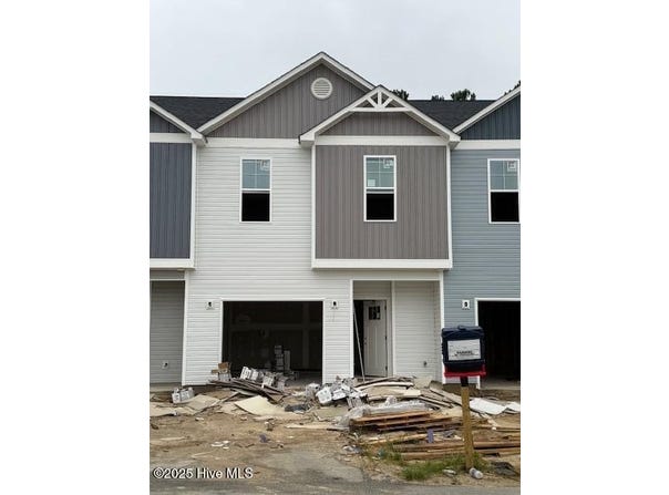 220 Crab Claw Spit Lane, Jacksonville, NC 28546