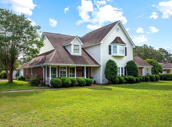 107 Pebble Beach Drive, Eufaula, AL 36027