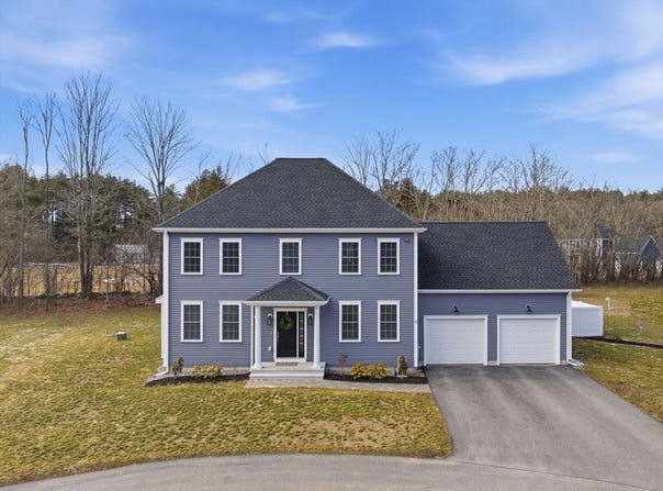 9 Wilson Rd, Berlin, MA 01503