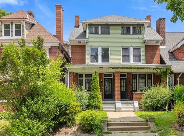 6933 McPherson  Blvd, Point Breeze, PA 15208
