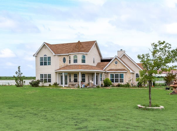 5646 N US Highway 69, Celeste, TX 75423