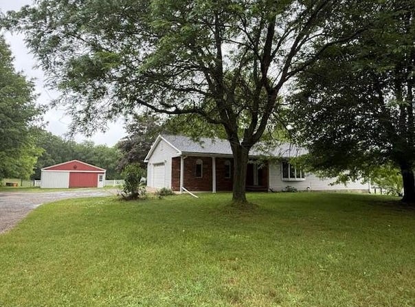 6990 Kennedy Road, Munith, MI 49259