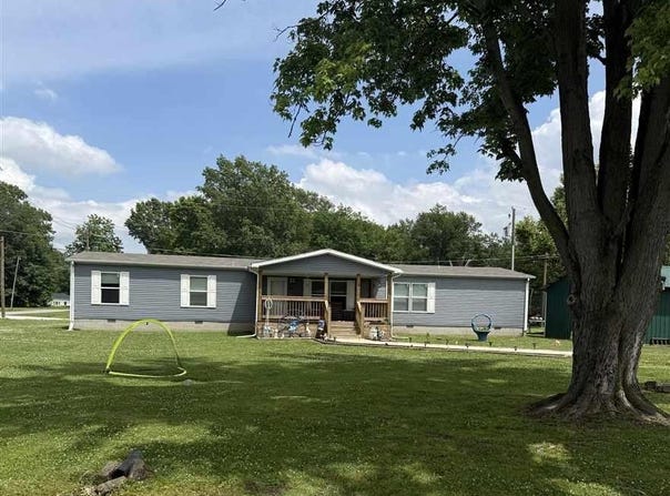 304 S Hickory, Hymera, IN 47855