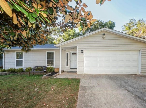 10190 Old Woodland Entry Trace, Alpharetta, GA 30022