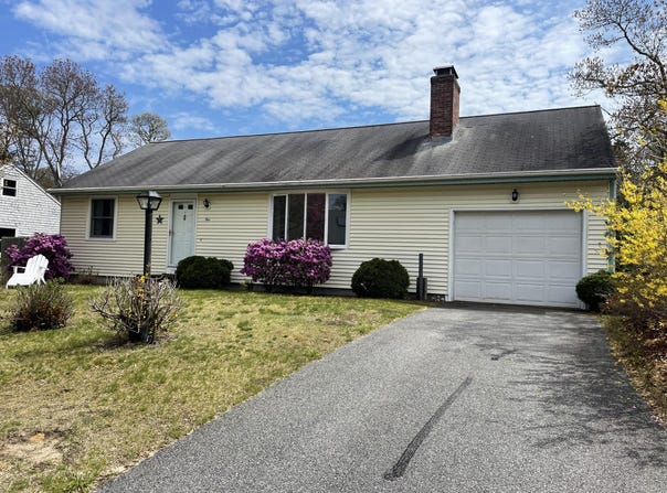1 Wagtail Lane, West Yarmouth, MA 02673