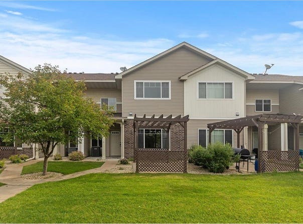 174 Shetland Lane, Lino Lakes, MN 55014