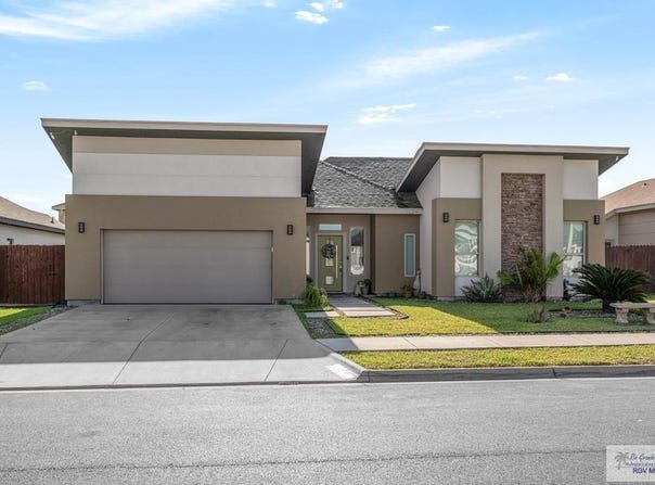 3124 BASQUE DR., BROWNSVILLE, TX 78520