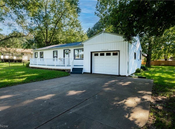 5240 High Mill Avenue NW, Massillon, OH 44647
