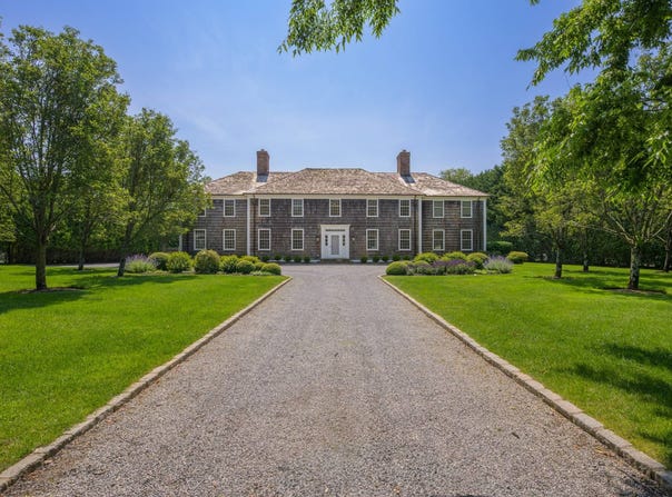 15 West Pond Drive, Bridgehampton, NY 11976
