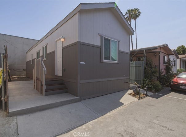 7650 Balboa Boulevard, Van Nuys, CA 91406