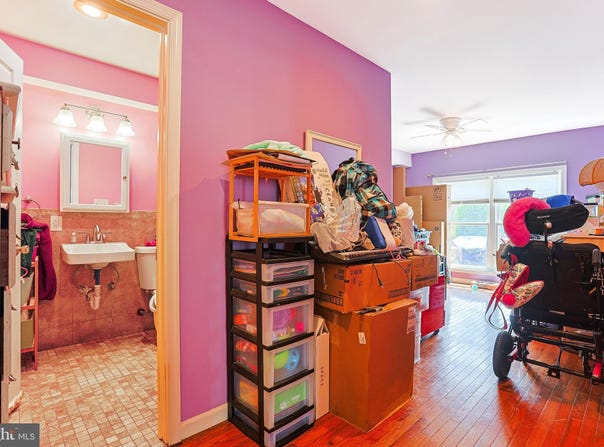 504 N 6TH AVENUE, ROYERSFORD, PA 19468