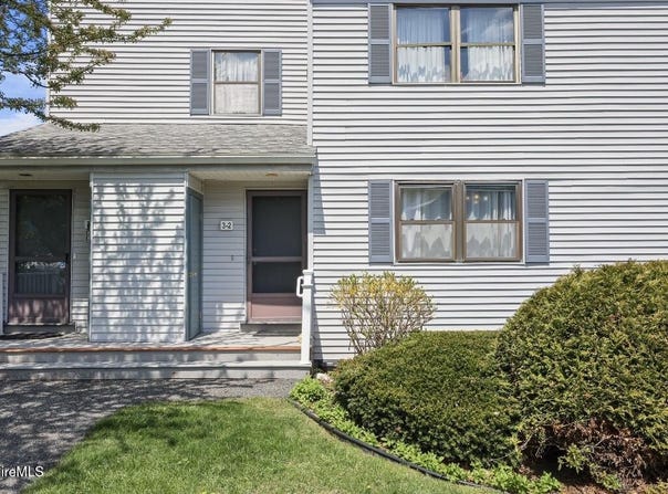 3 Rolling, Lenox, MA 01240