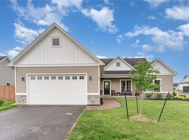 89 Steeplechase, Geneseo, NY 14454