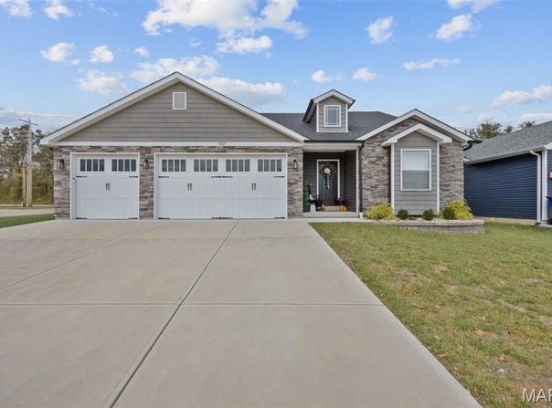 1027 Watering Stone Court, Pevely, MO 63070