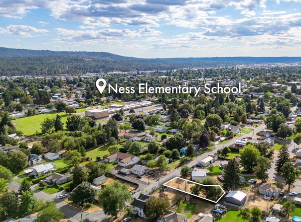 9809 E Boone Ave, Spokane Valley, WA 99206