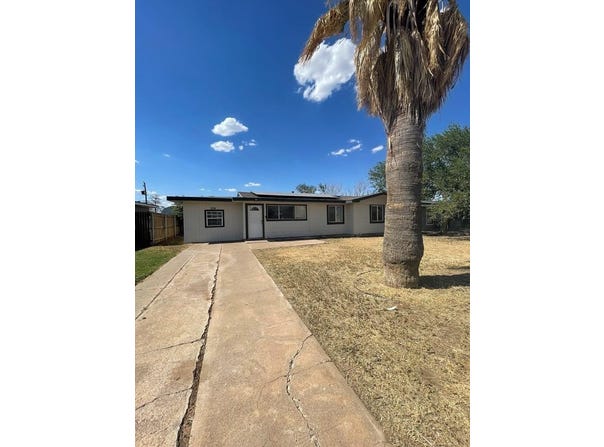 3114 Thomas Ave, Midland, TX 79701