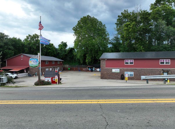 2660 Main Street, Hurricane, WV 25526